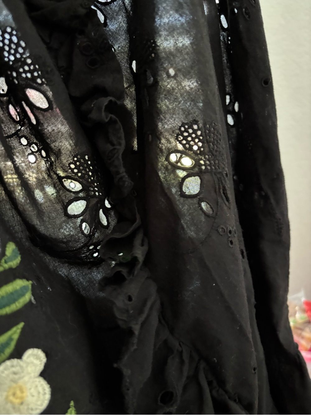 Zara Black Eyelet Embroidered Floral Ruffle Dress L - Picture 3 of 4